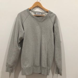 Crewneck sweater
